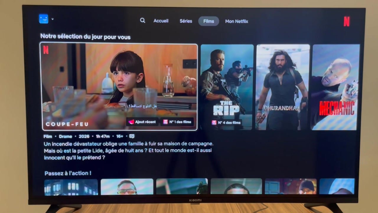 Application Netflix sur un téléviseur, lecture d’un film depuis la page Films