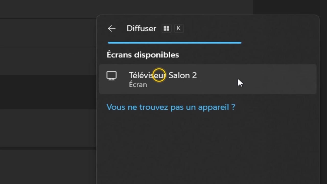 Volet Diffuser de Windows 11 listant le téléviseur Sony dans Écrans disponibles