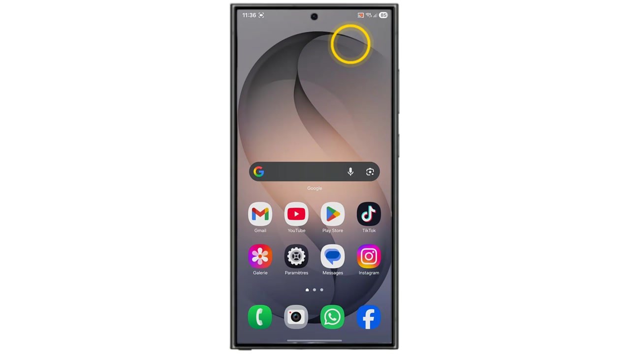Sur votre téléphone, faites défiler vers le bas pour ouvrir le menu d’accès rapide.