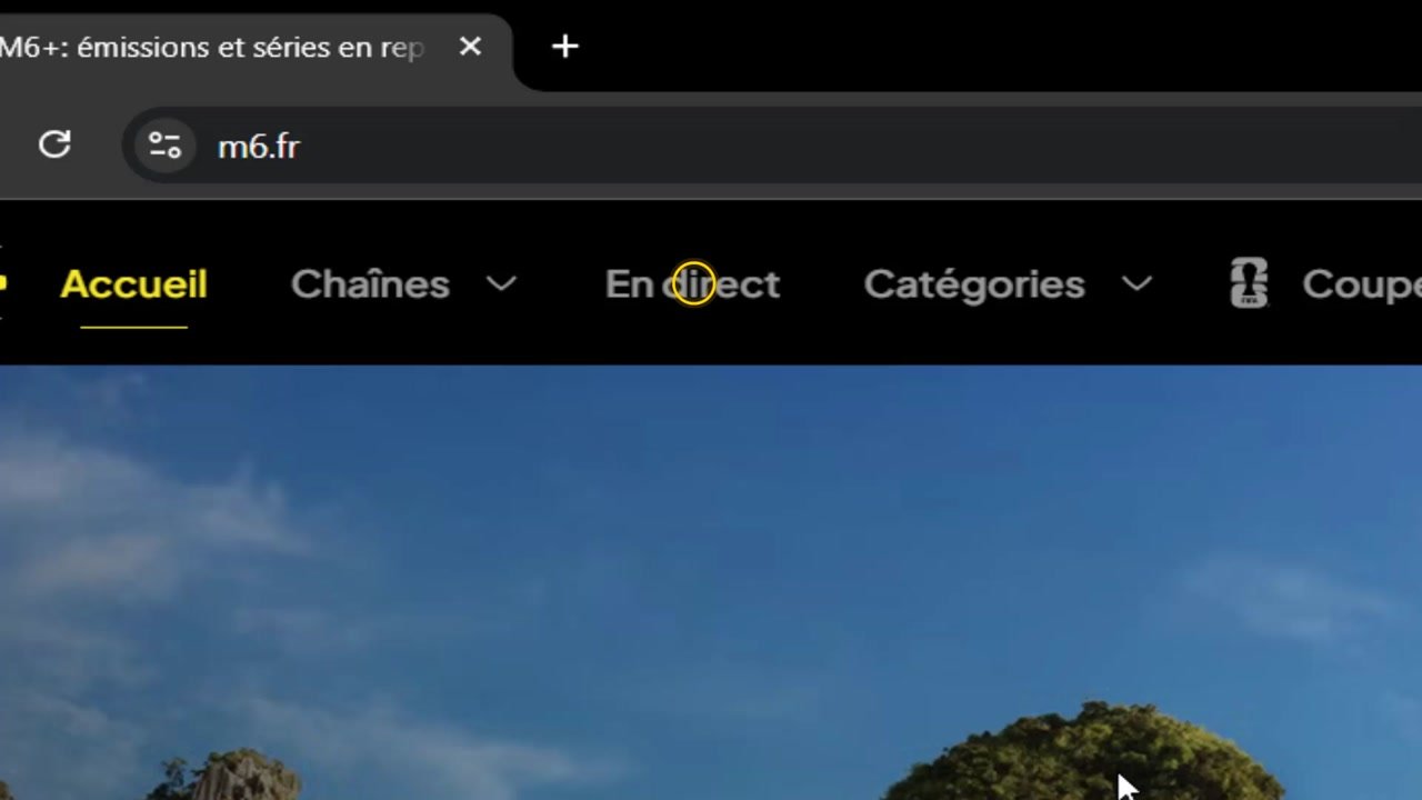 Accédez à la rubrique 'En direct'.